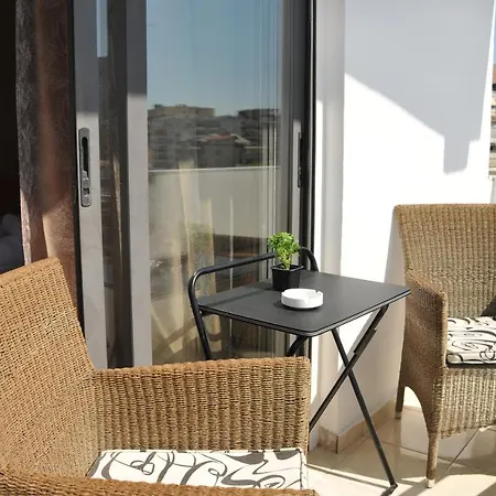 Parid Apartment *